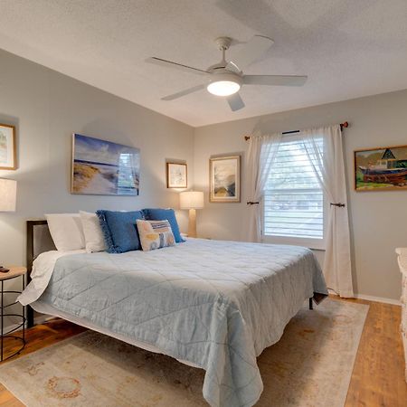 Waterfront Lake Travis Home With Pool Access! Point Venture Екстер'єр фото
