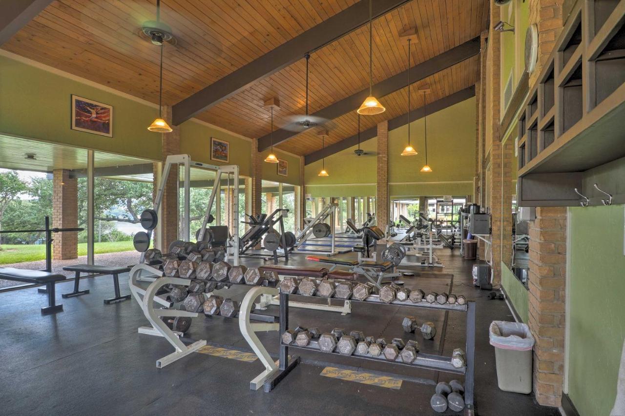 Waterfront Lake Travis Home With Pool Access! Point Venture Екстер'єр фото