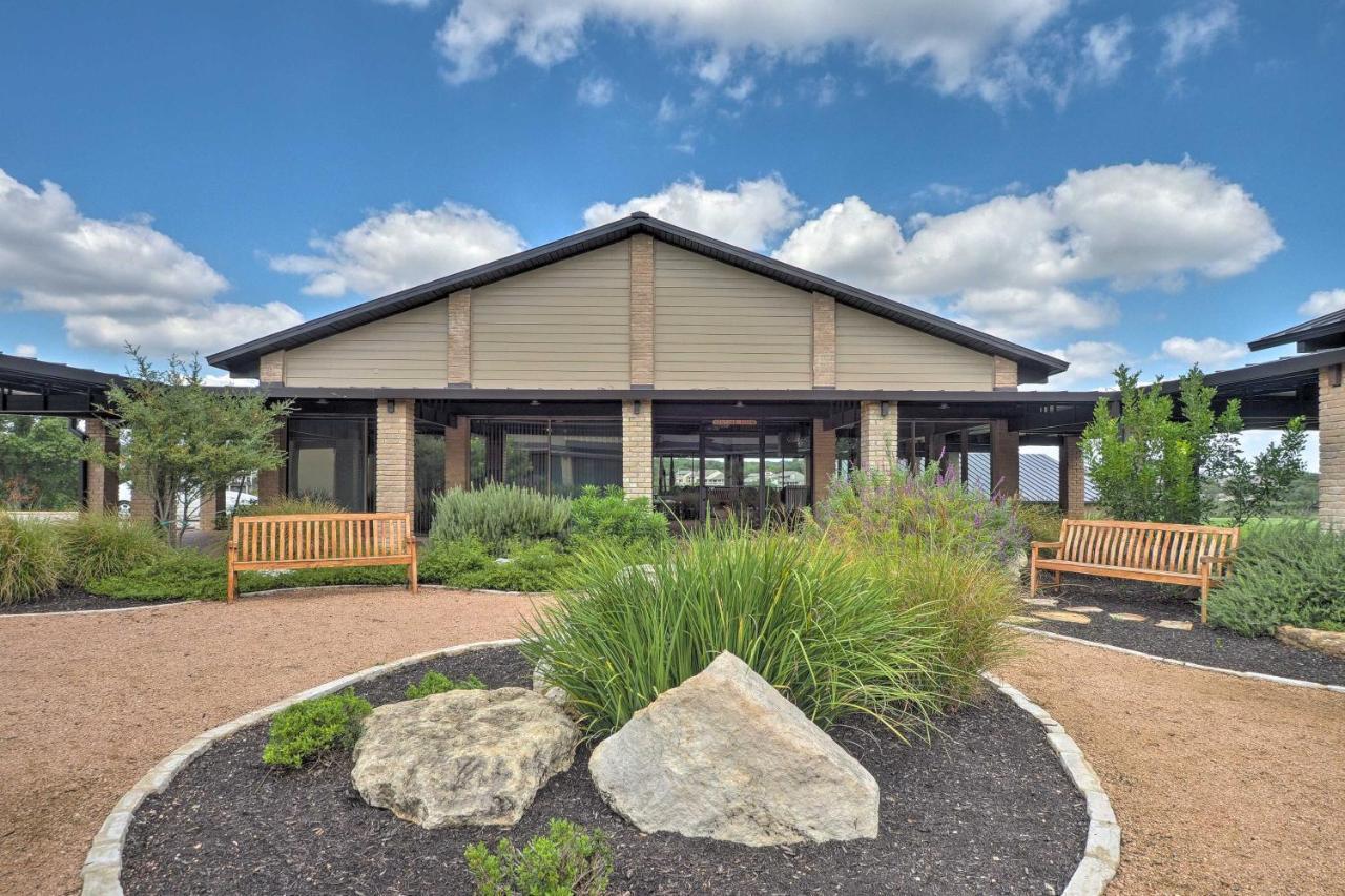 Waterfront Lake Travis Home With Pool Access! Point Venture Екстер'єр фото